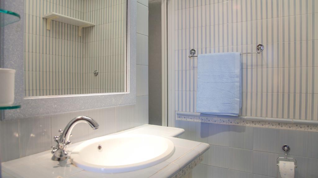 Rental In Rome - Fontana Di Trevi Penthouse Екстер'єр фото