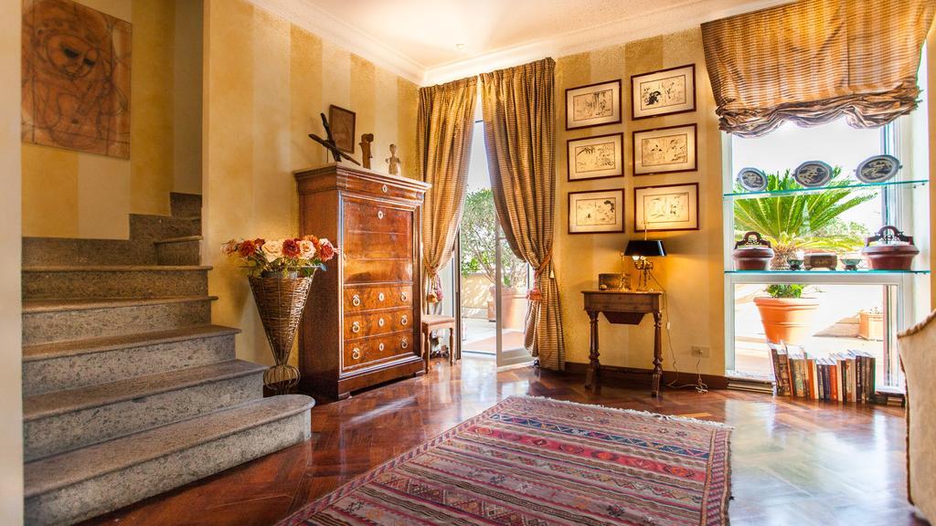 Rental In Rome - Fontana Di Trevi Penthouse Екстер'єр фото